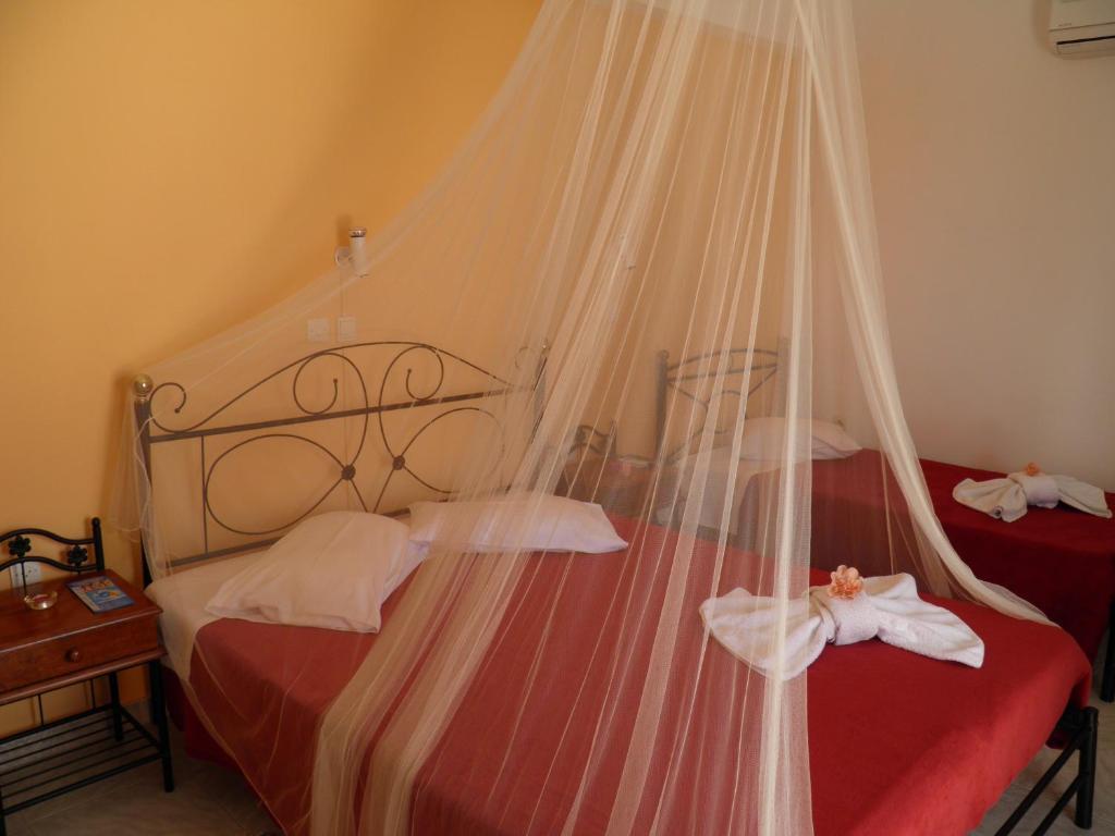 Mirsini Pansion Hotel Karterádosz Szoba fotó