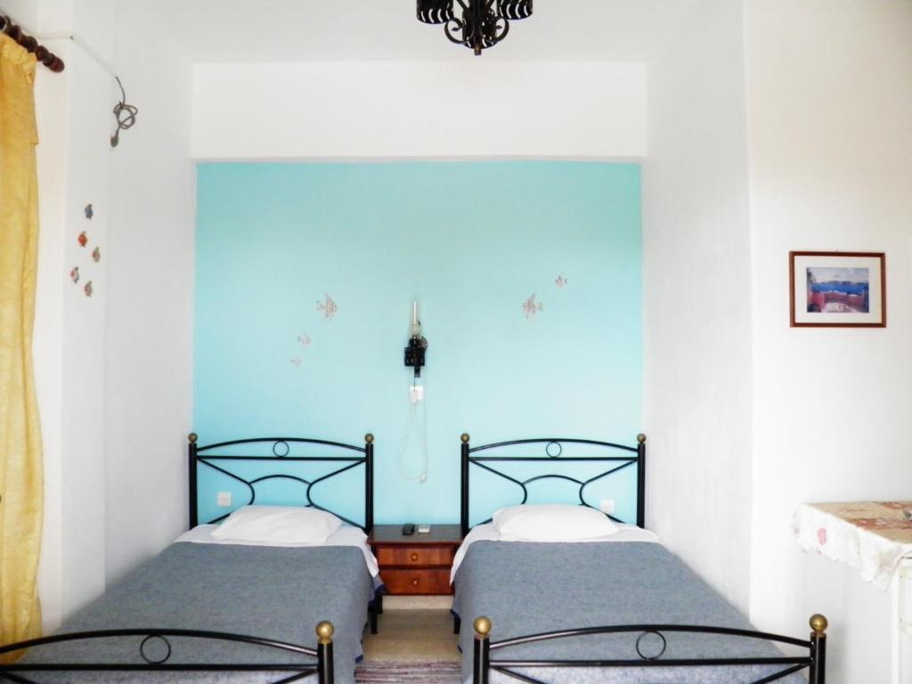 Mirsini Pansion Hotel Karterádosz Szoba fotó
